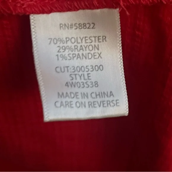 🆕 Max Studio Red V-Neck Crinkle Blouse 2X Embroidered Trim, Flutter Sleeves NWOT - Picture 12 of 13